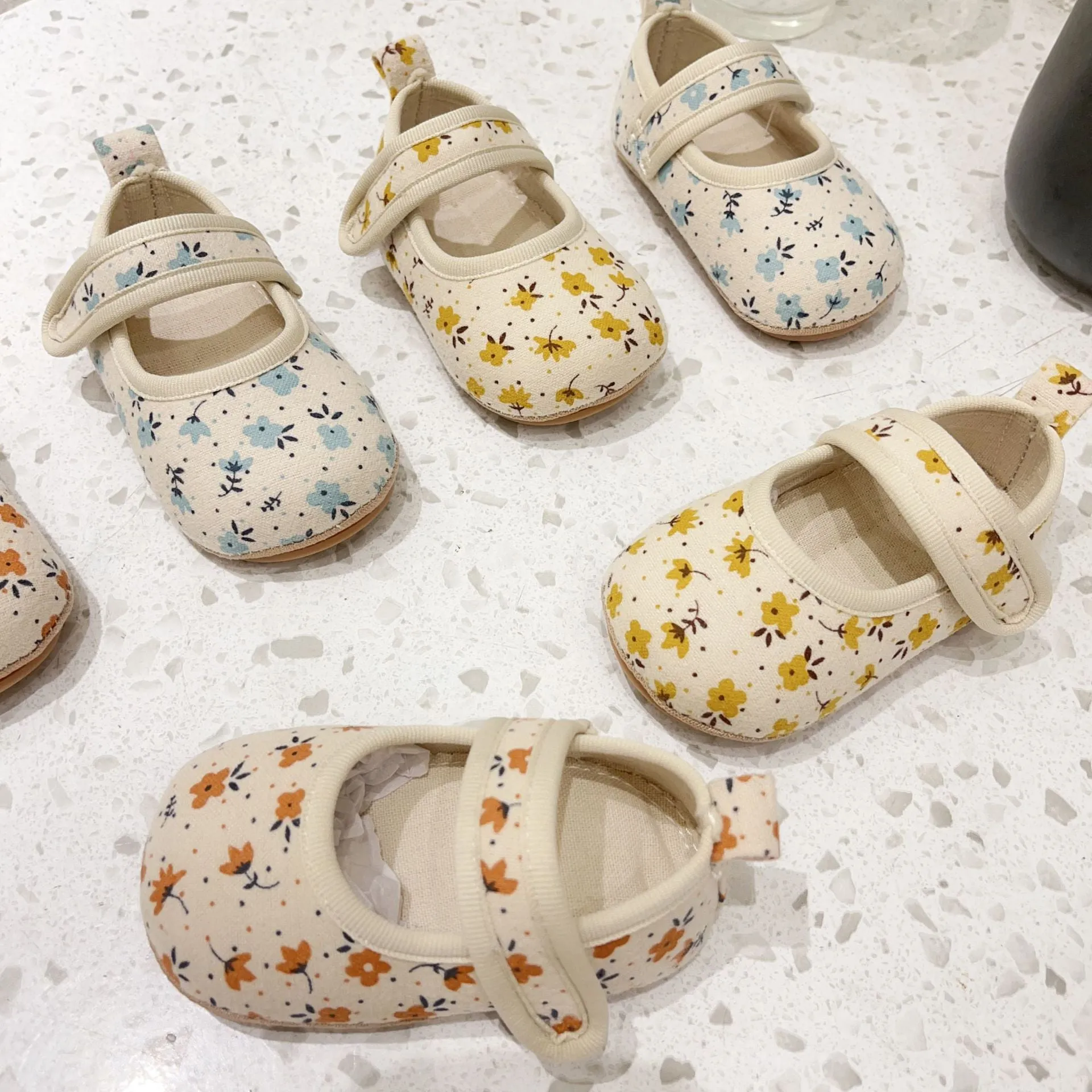 Baby Girls Flower Print Shoes Wholesale 23101955