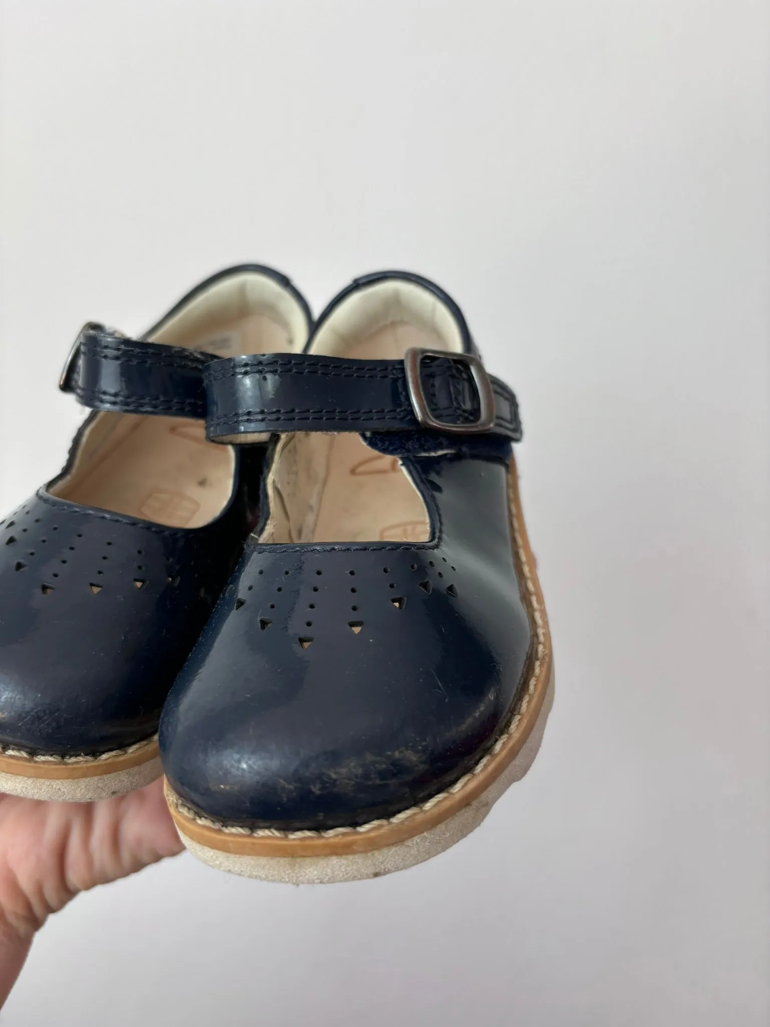 Clarks UK 4 F