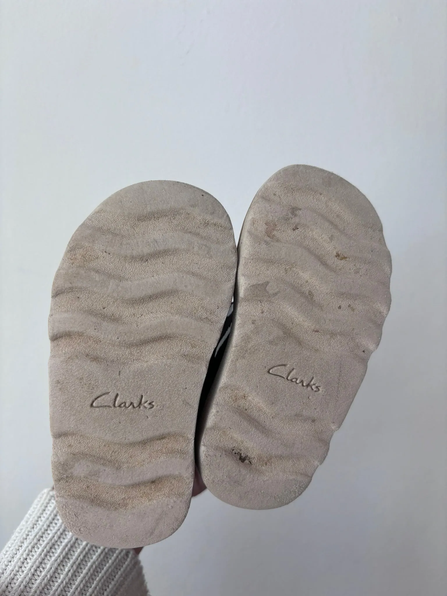 Clarks UK 4 F