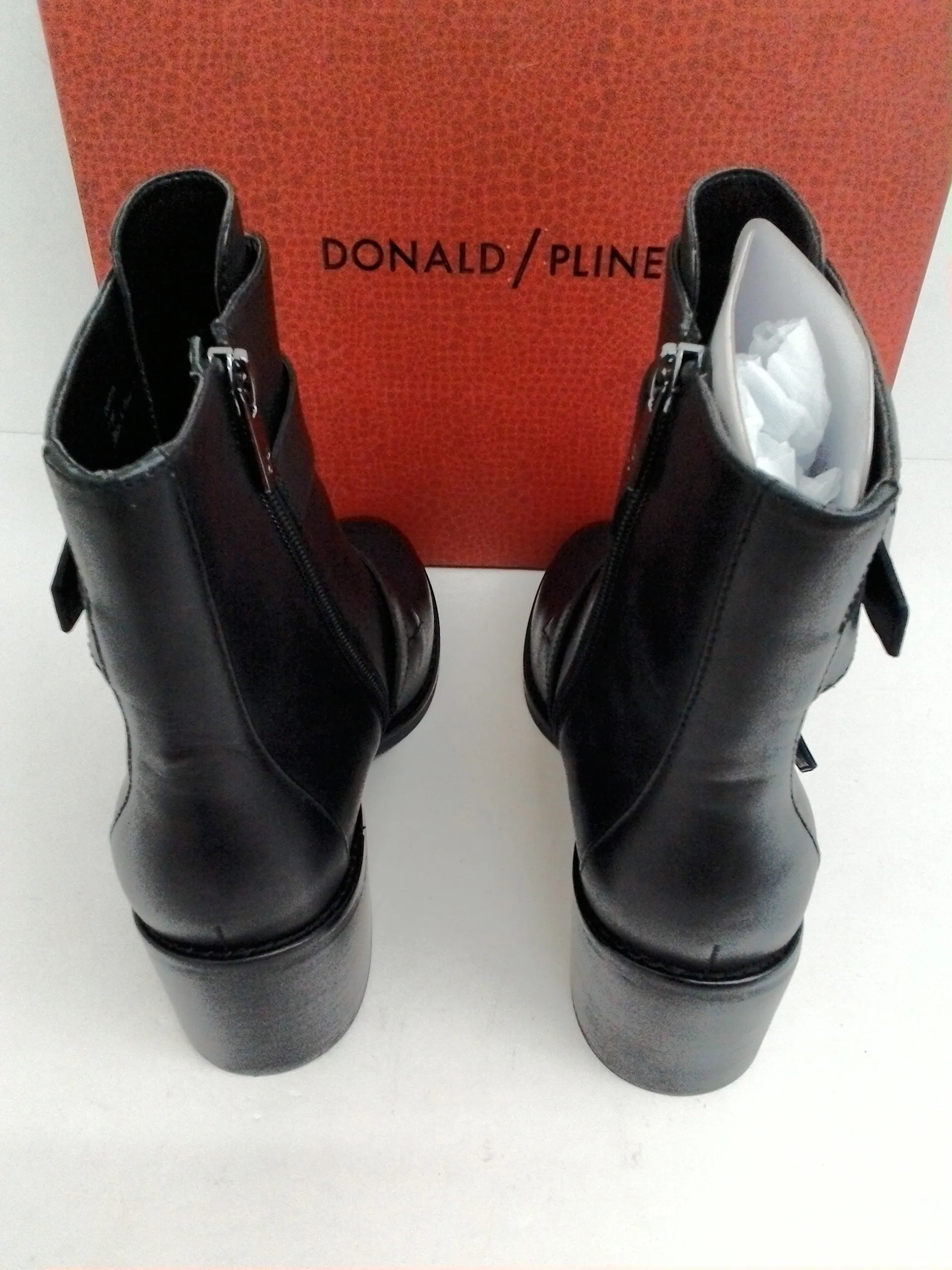 Donald/Pliner Women's Dusten Black Booties Size 7.5 M