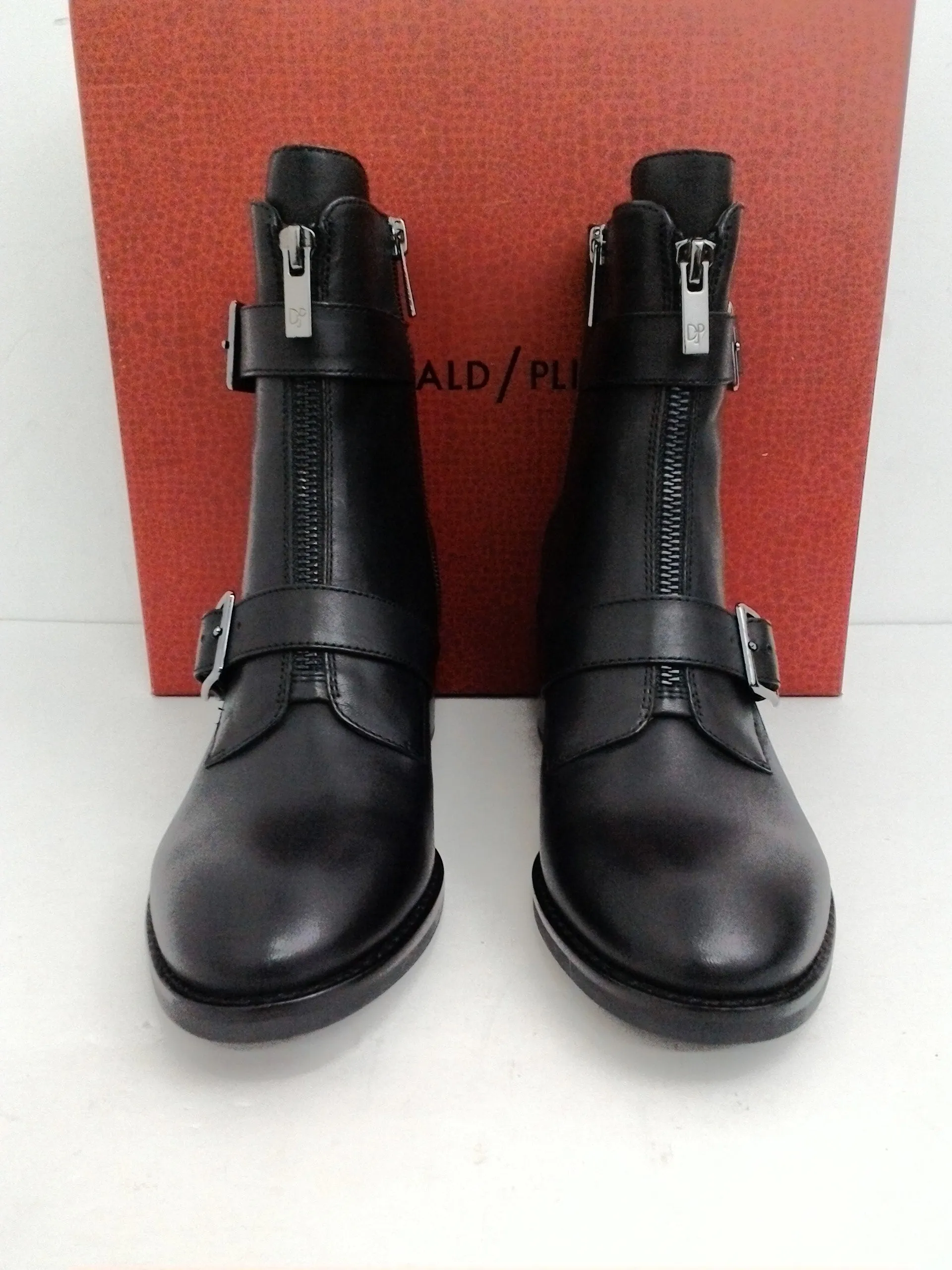 Donald/Pliner Women's Dusten Black Booties Size 7.5 M