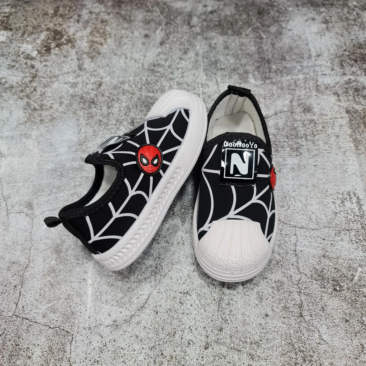 Kids Canvas Shoes